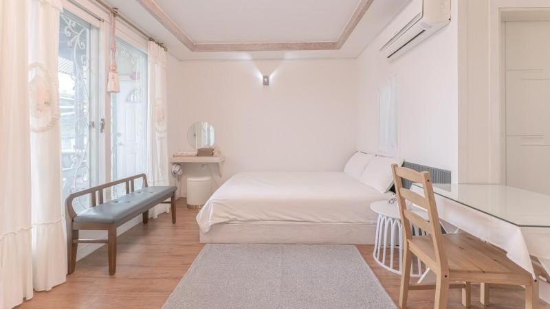 Tinkerbell Pension Kjongdžu Exteriér fotografie